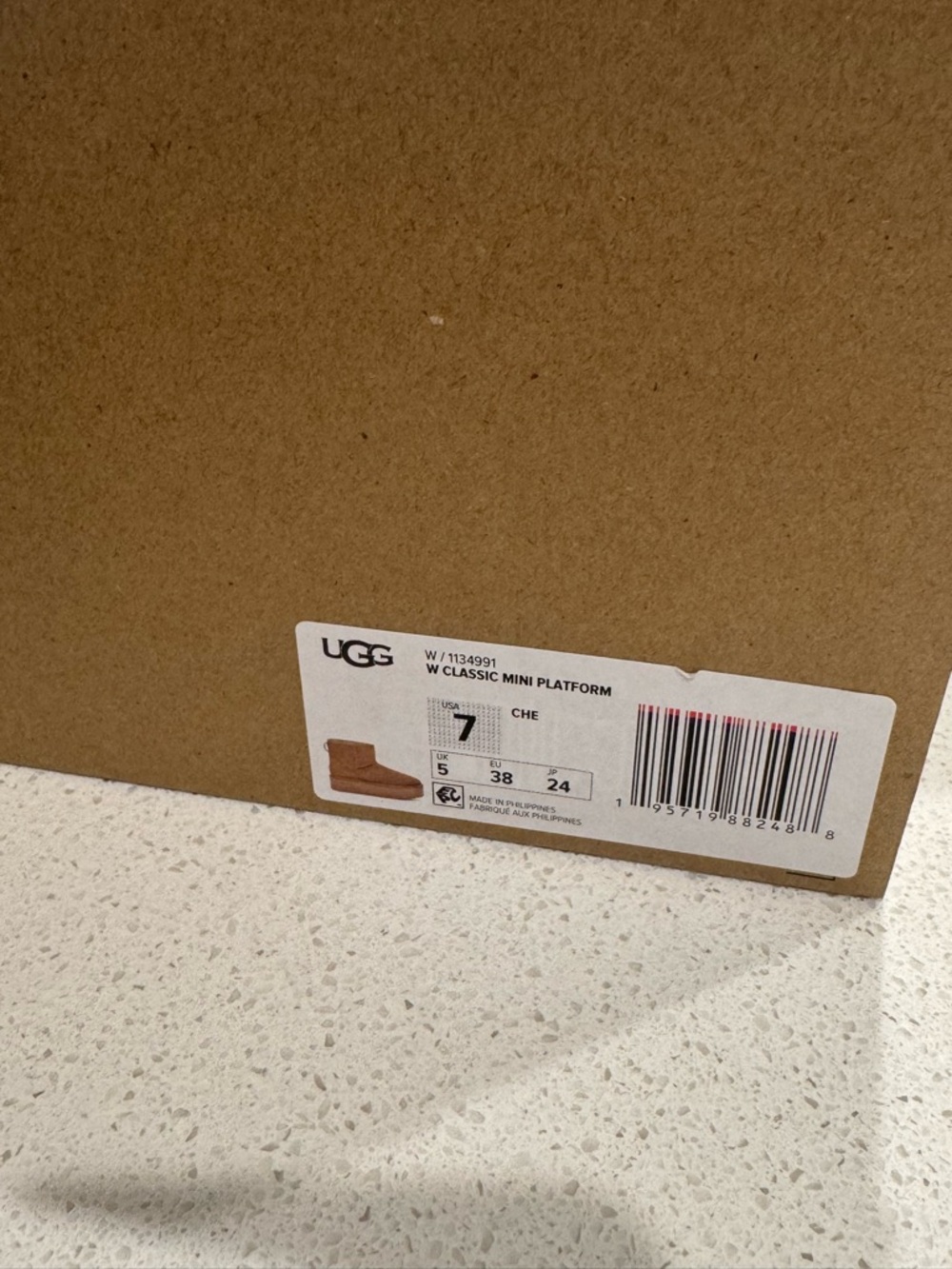 NEW IN BOX! UGG Classic Mini Platform Boots Chestnut Suede Size 7 - Picture 10 of 12